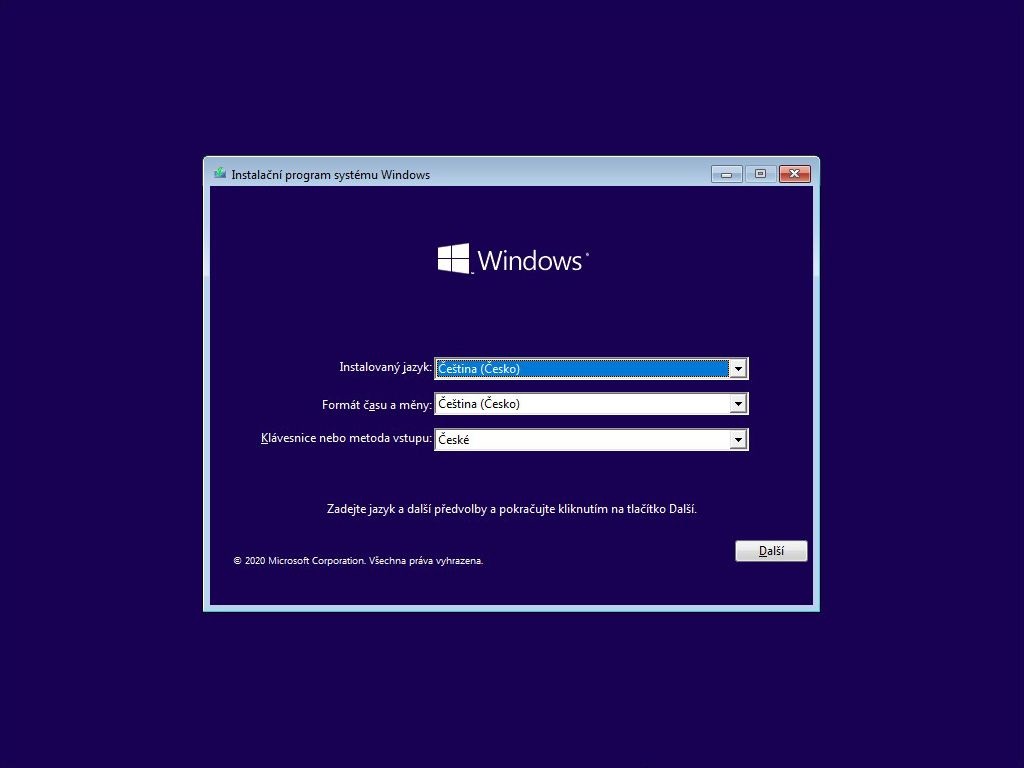 Prvé okno inštalácie Windows 11